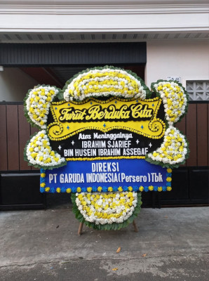 Papan Bunga Duka di Montong Gamang